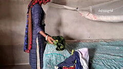 Devar bhabhi ko kam kar rahi usko pata ke choda cream pai sex videos Hindi audio real role play sex Thumb