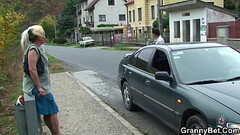 Picked up blonde mature gets doggy-fucked Thumb