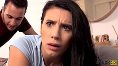 STUCK4K. Playful dude saw that his cute roommate needs help and got off Thumb