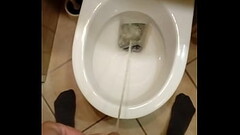 Piss Thumb
